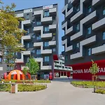 Nowa Manufaktura Krzyki By Renters 브로츠와프
