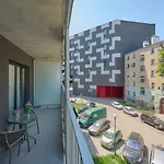 Nowa Manufaktura Krzyki By Renters 브로츠와프