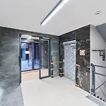 Nowa Manufaktura Krzyki By Renters 弗罗茨瓦夫