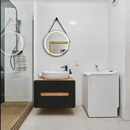 Nowa Manufaktura Krzyki By Renters Breslavia