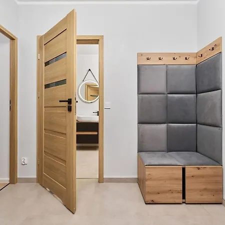 Nowa Manufaktura Krzyki By Renters 아파트 *