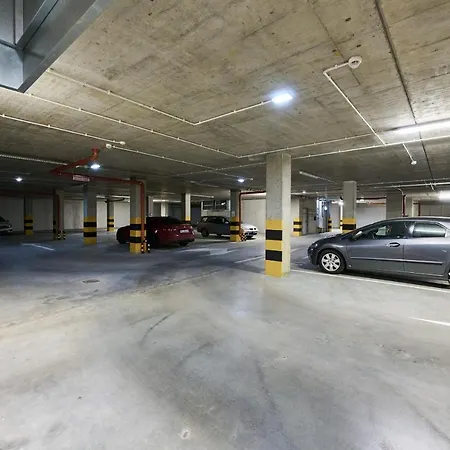 Nowa Manufaktura Krzyki By Renters Breslavia