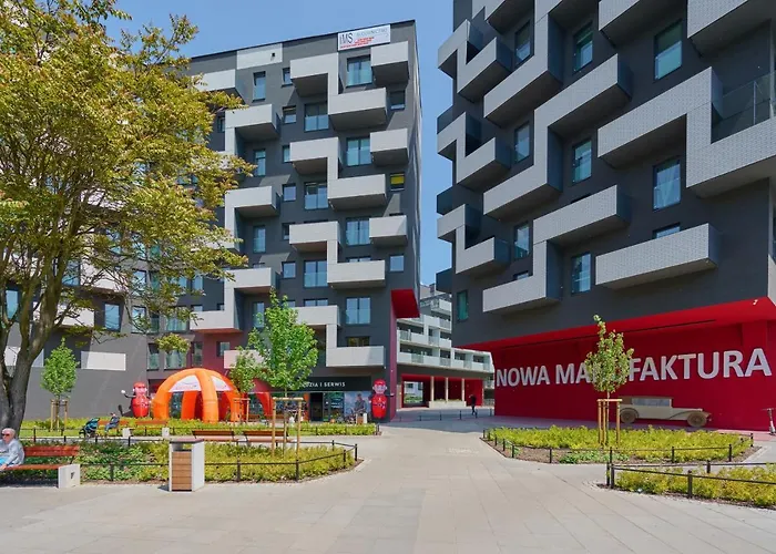 Nowa Manufaktura Krzyki By Renters Wrocław